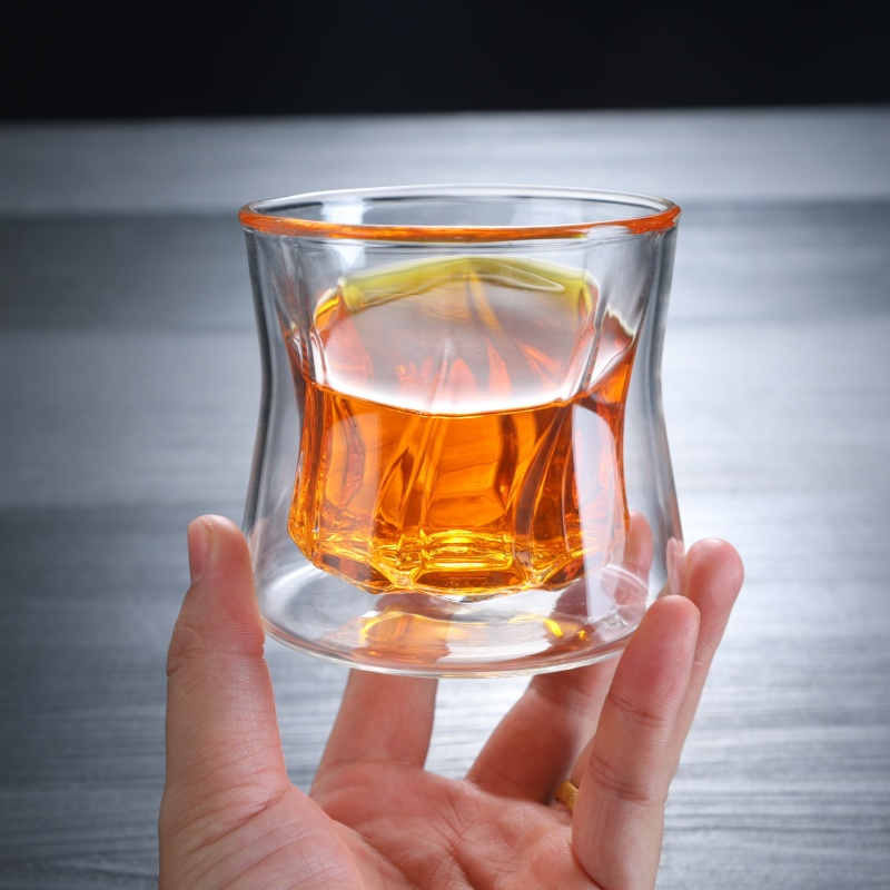 double-walled glass Polygon cup for Whisky